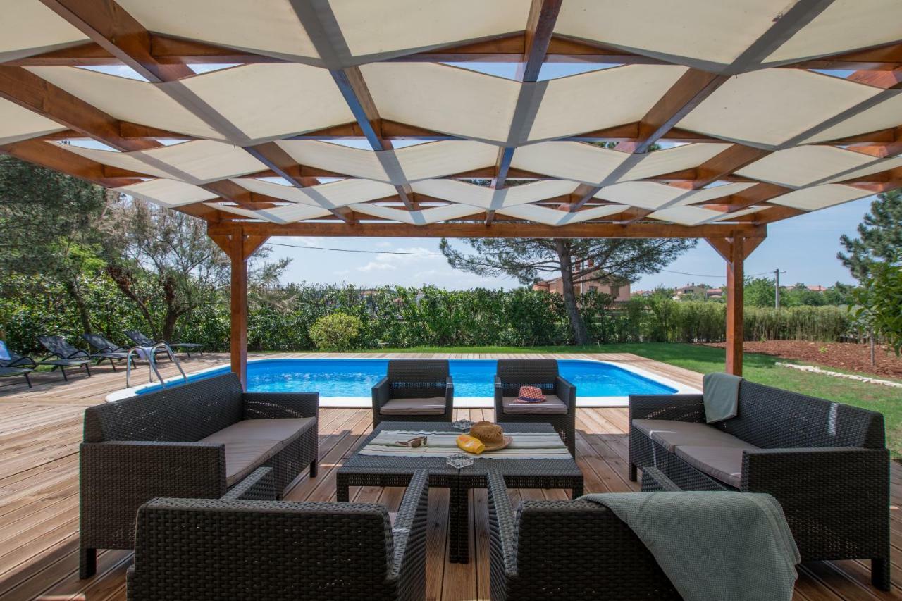 Villa Mira Umag Exterior foto