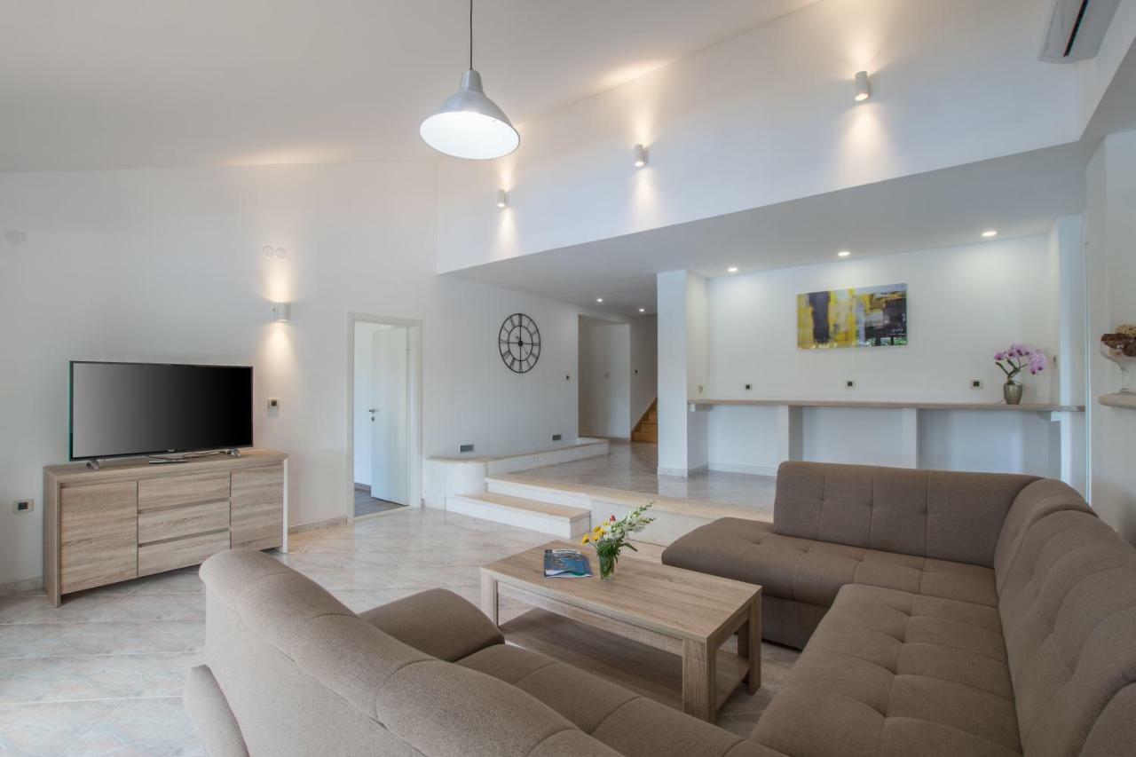 Villa Mira Umag Exterior foto